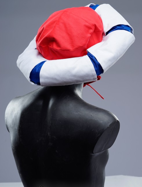 Landsknecht coat with padded brim with cuts  Copricapo