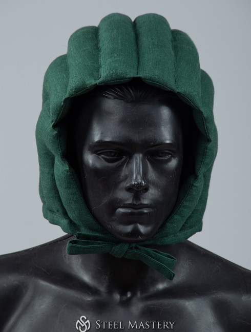 Padded green cap for helmet  Fertige Polsterrüstungen