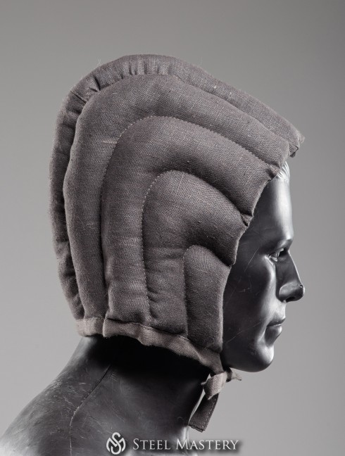 Padded grey cap for helmet Fertige Polsterrüstungen