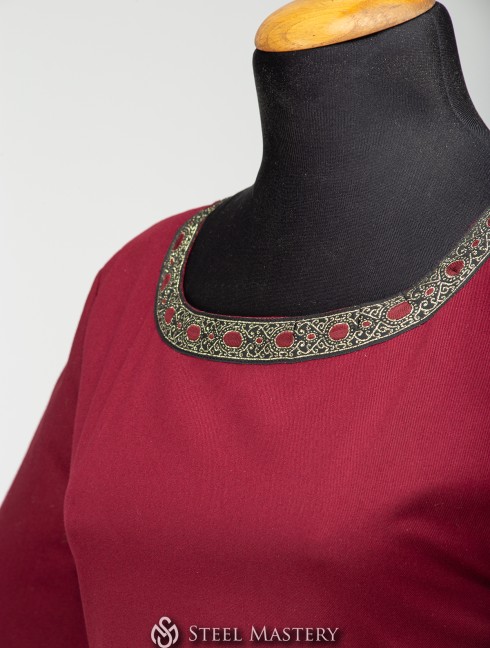 Medieval Elegance dress  Anciennes catégories