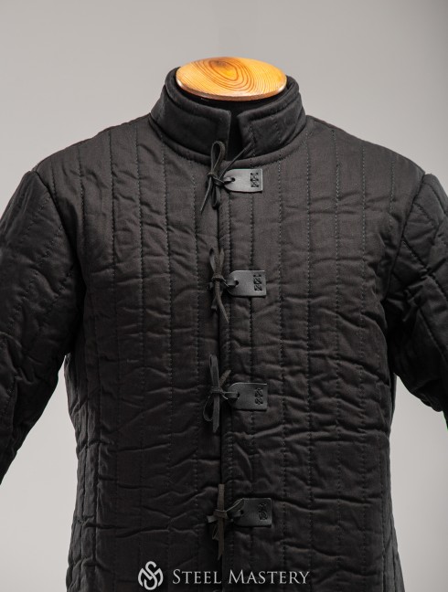 Black cotton long gambeson 2 XL  Armature imbottite pronte