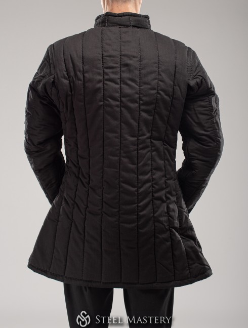 In stock black cotton gambeson S-M size  Armures gambisonnées prêtes-à-porter
