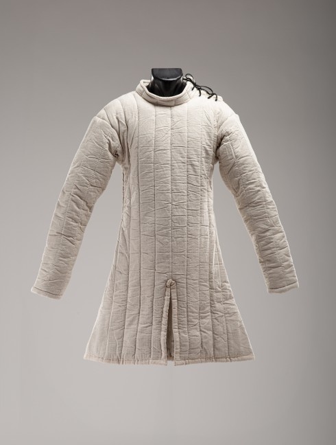 UNCOLORED EUROPEAN FRONT CLOSED GAMBESON IN STOCK S SIZE Armature imbottite pronte