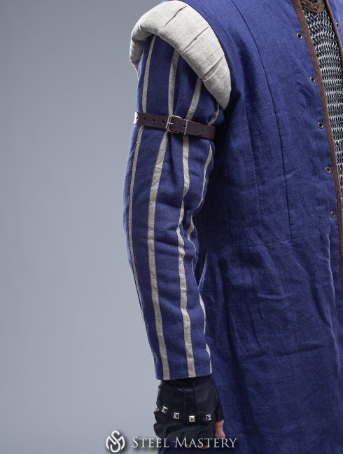 Vernon Roche's Blue Stripes Combat Gambeson (world of "The Witcher 3: Wild Hunt) Old categories