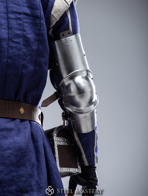 Vernon Roche's Plate Elbows (world of "The Witcher 3: Wild Hunt) Plattenrüstungen