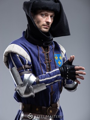 Vernon Roche's Plate Elbows (world of "The Witcher 3: Wild Hunt) Plate armor