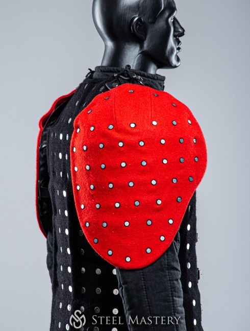 RED COVERED SEGMENTED SPAULDERS XXL SIZE IN STOCK Versandfertig