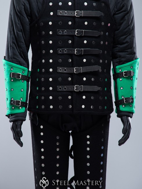 LIGTH GREEN WOOLEN MEDIEVAL BRACERS S SIZE IN STOCK Pronte per essere spedite
