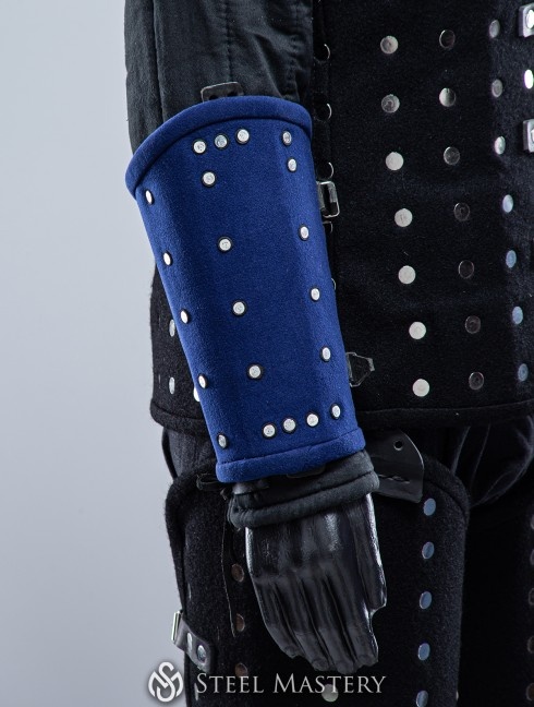 BLUE WOOLEN MEDIEVAL BRACERS S SIZE IN STOCK Listo para enviar