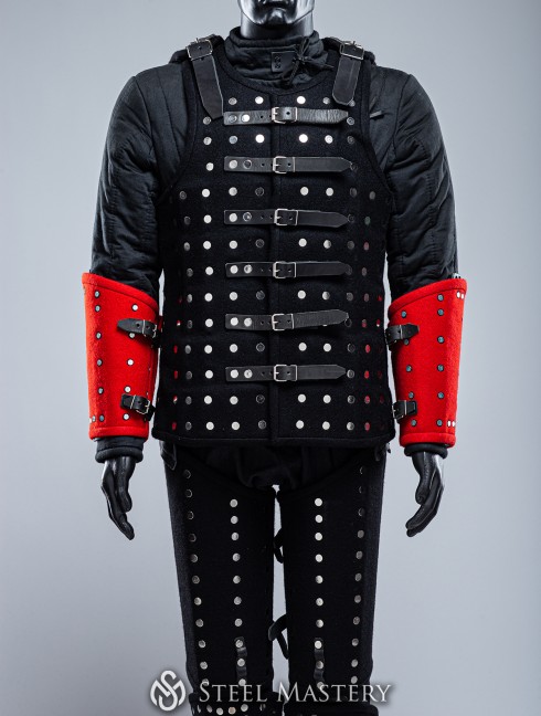 RED WOOLEN MEDIEVAL BRACERS M SIZE IN STOCK Listo para enviar