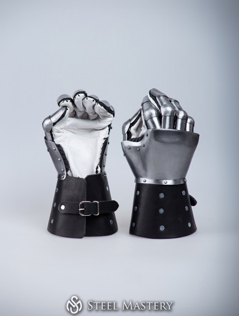 Brigandine gauntlets in stock ( mid 14 century) Old categories