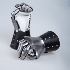 Brigandine gauntlets in stock ( mid 14 century) image-1