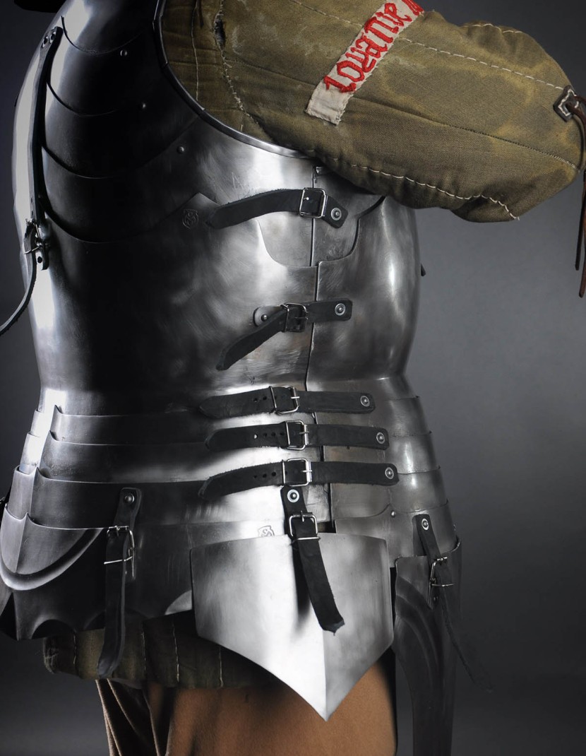 Milan-style cuirass 1450-1485 years, a part of "Avant Armour" photo made by Steel-mastery.com