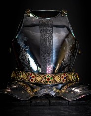 Cuirass, part of full plate armor (garniture) of George Clifford, end of the XVI century