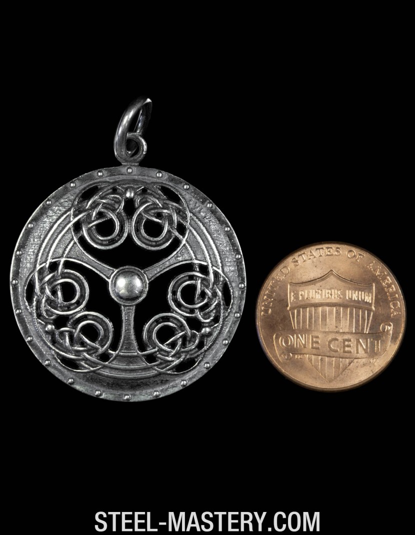 Triskelion pendant photo made by Steel-mastery.com