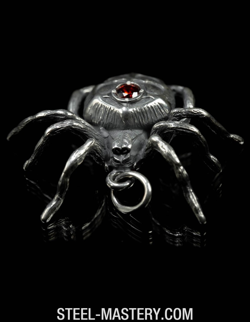 Gothic spider necklace photo made by Steel-mastery.com