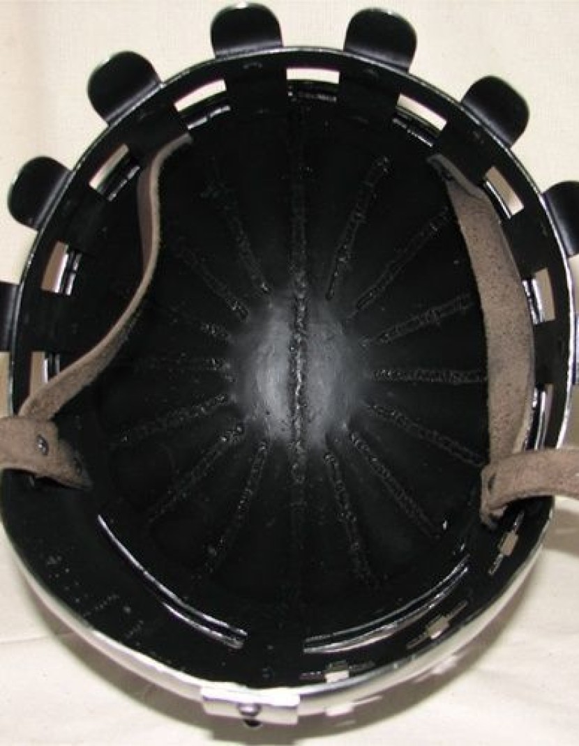 Fluted norman helmet photo made by Steel-mastery.com