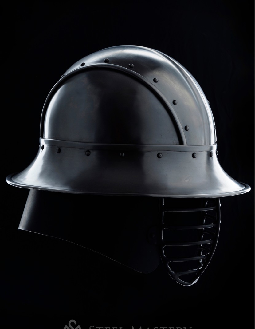 Chapel-de-fer with SCA grill photo made by Steel-mastery.com