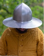 Chapel-de-fer helmet