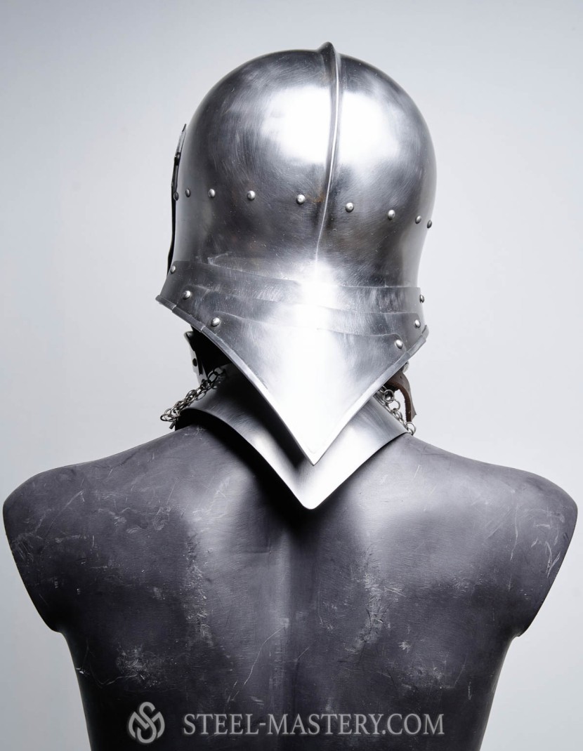 Visored french sallet with bevor - 15th century photo made by Steel-mastery.com