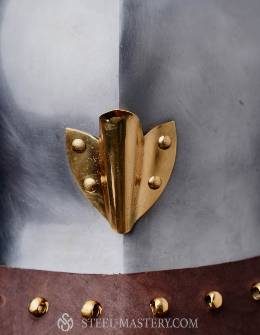 Bascinet hounskull, early XV century photo made by Steel-mastery.com