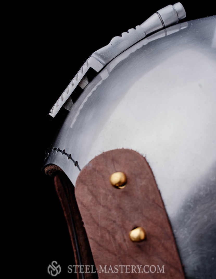 Bascinet hounskull, early XV century photo made by Steel-mastery.com