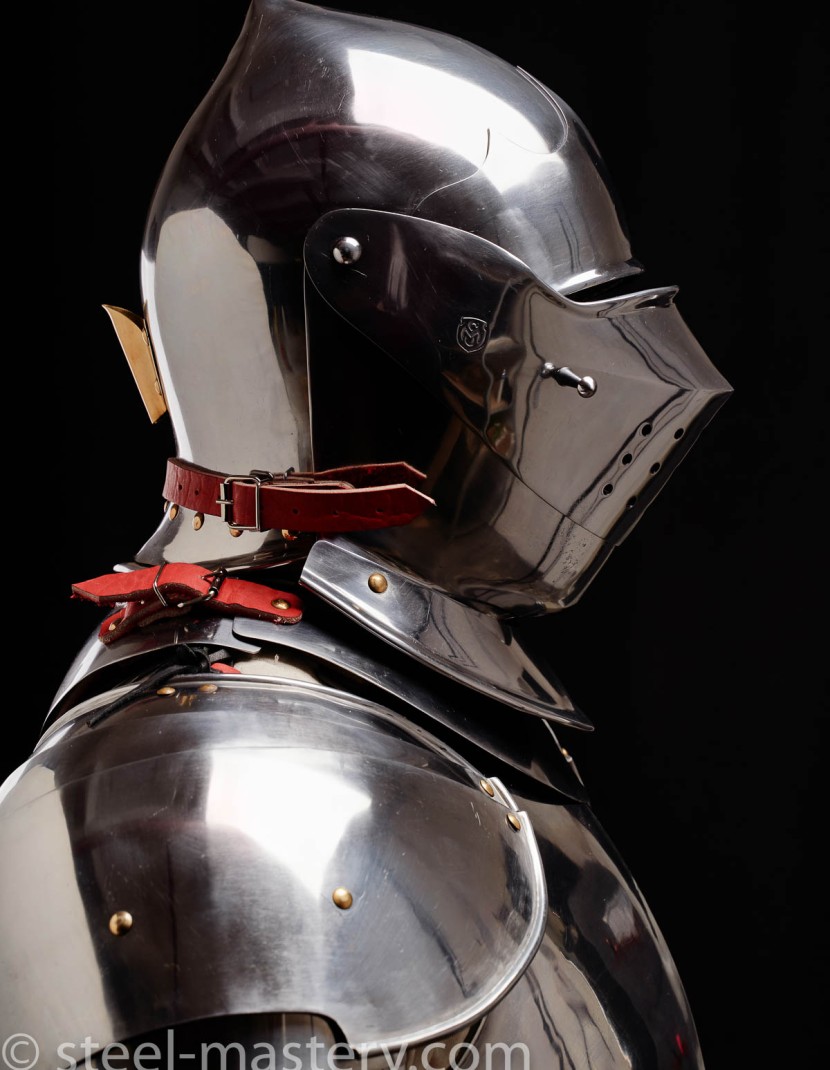 Armet from St Peter's Church photo made by Steel-mastery.com