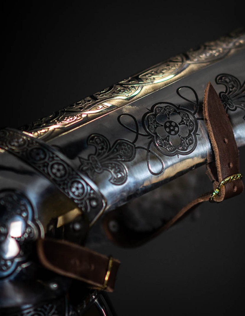 Full plate legs, part of full plate armor (garniture) of George Clifford, end of the XVI century  photo made by Steel-mastery.com