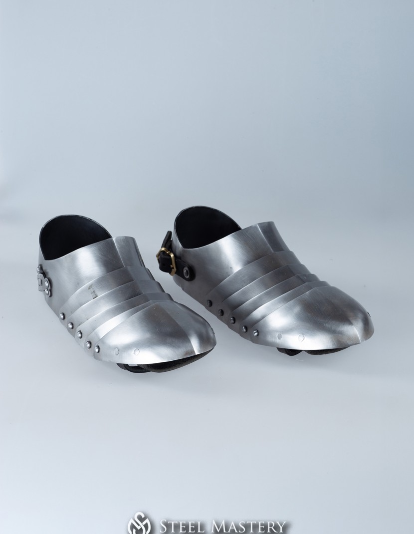 Milanese blunt toe sabatons, 1450-1485 years photo made by Steel-mastery.com