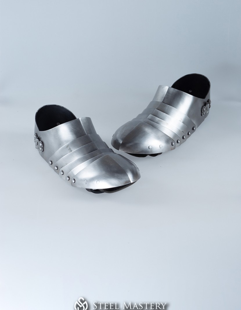 Milanese blunt toe sabatons, 1450-1485 years photo made by Steel-mastery.com