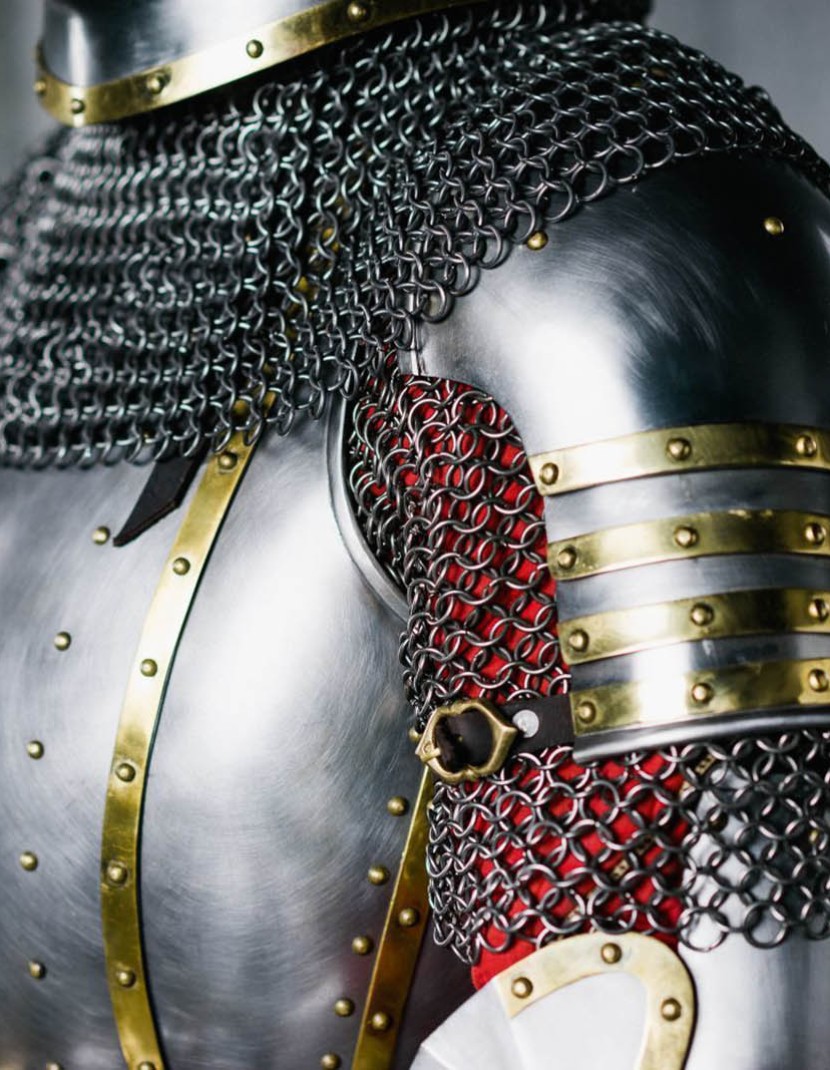Knights plate shoulders mid-14th century photo made by Steel-mastery.com