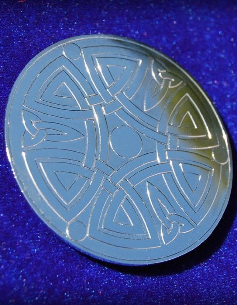 Brass fibula with etching photo made by Steel-mastery.com