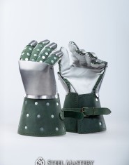 Brigandine gauntlets - mid 14th century