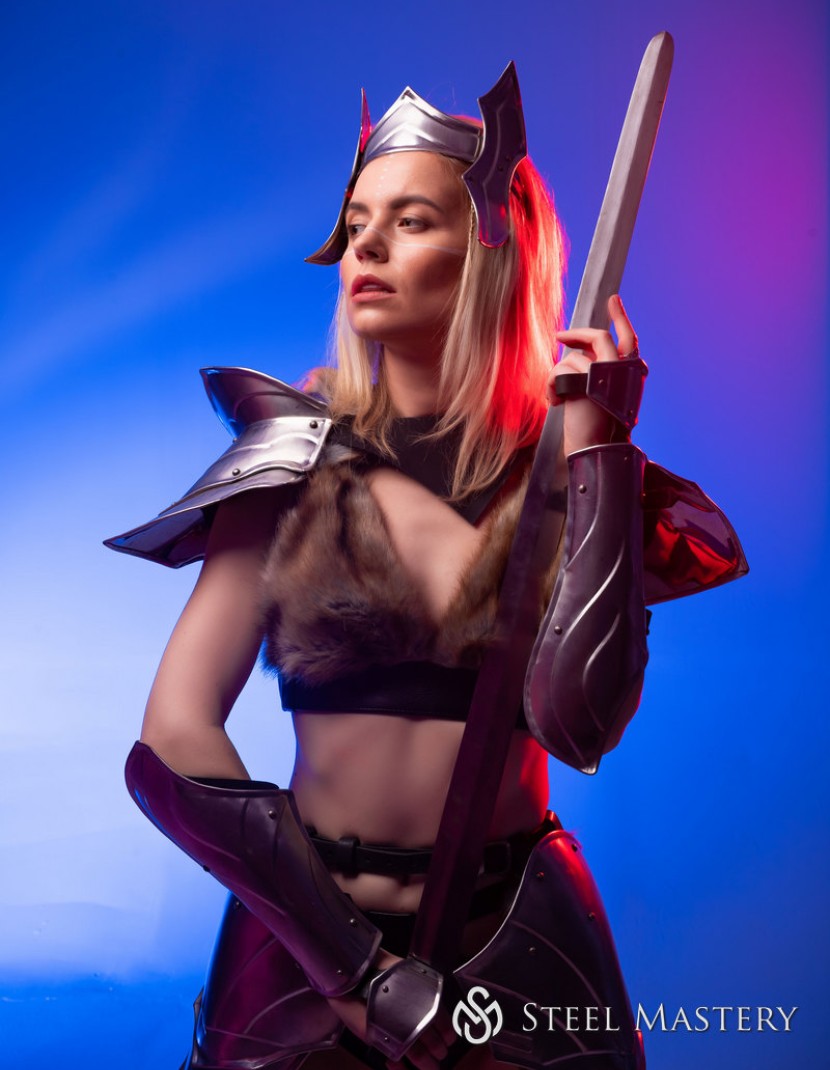 Warrior lady princess of battle fantasy set photo made by Steel-mastery.com
