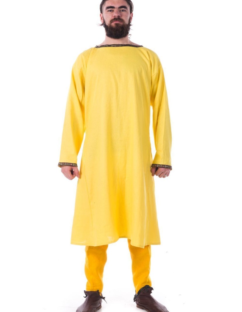 Men s costume of XIII-XIV centuries photo made by Steel-mastery.com