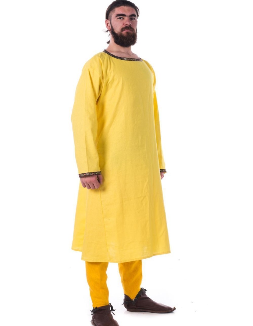 Men s costume of XIII-XIV centuries photo made by Steel-mastery.com