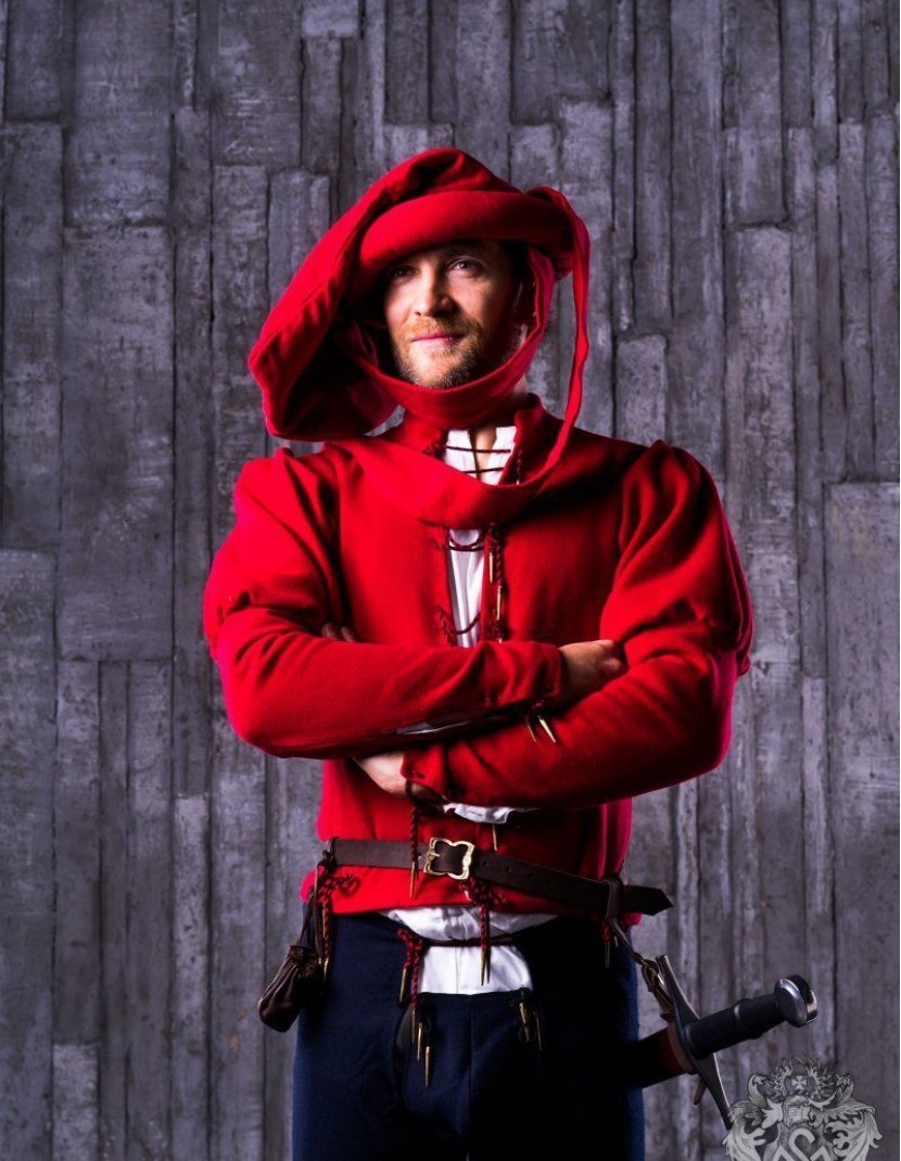 Burgundian men s suit, XV century photo made by Steel-mastery.com