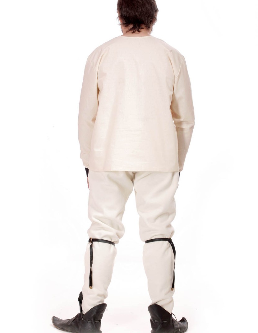 Costume of knight, XIV century photo made by Steel-mastery.com