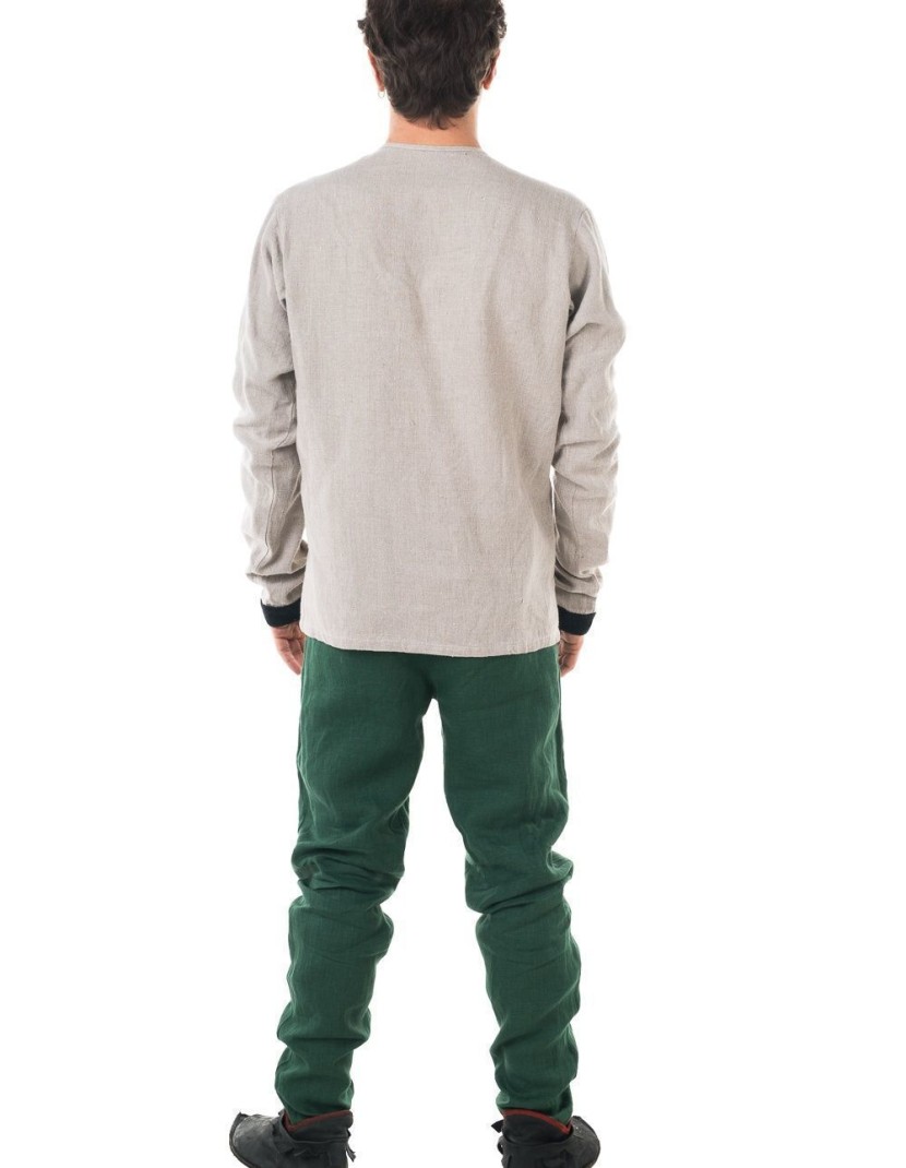 Costume of knight, XIV century photo made by Steel-mastery.com