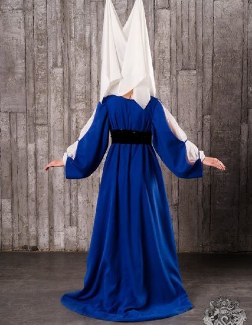 Medieval Burgundian dress, 14th-15th century photo made by Steel-mastery.com