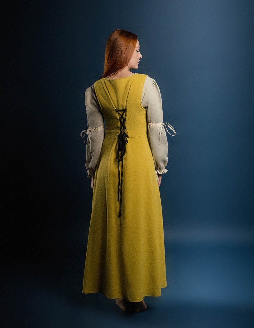 Women s mantle photo made by Steel-mastery.com