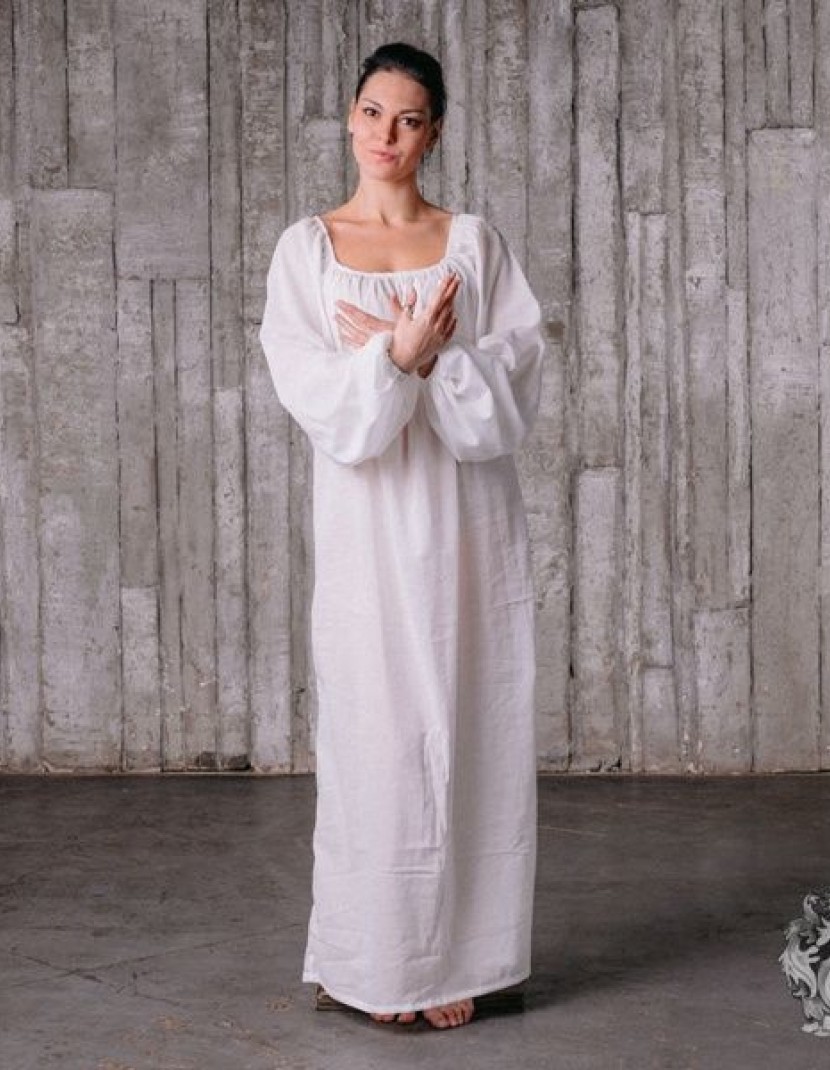 Italian Renaissance dress, XV century photo made by Steel-mastery.com