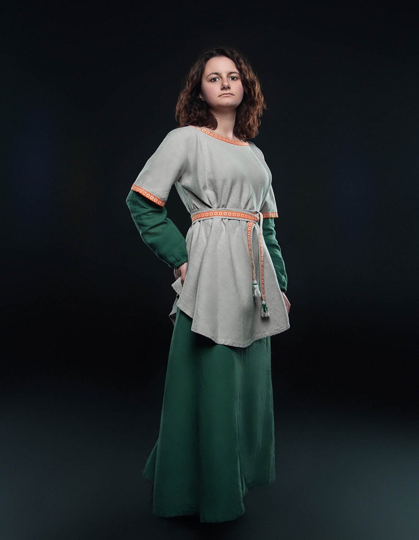 Medieval peasant dress "Sun" photo made by Steel-mastery.com
