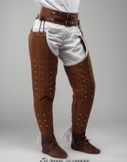 Long padded chausses