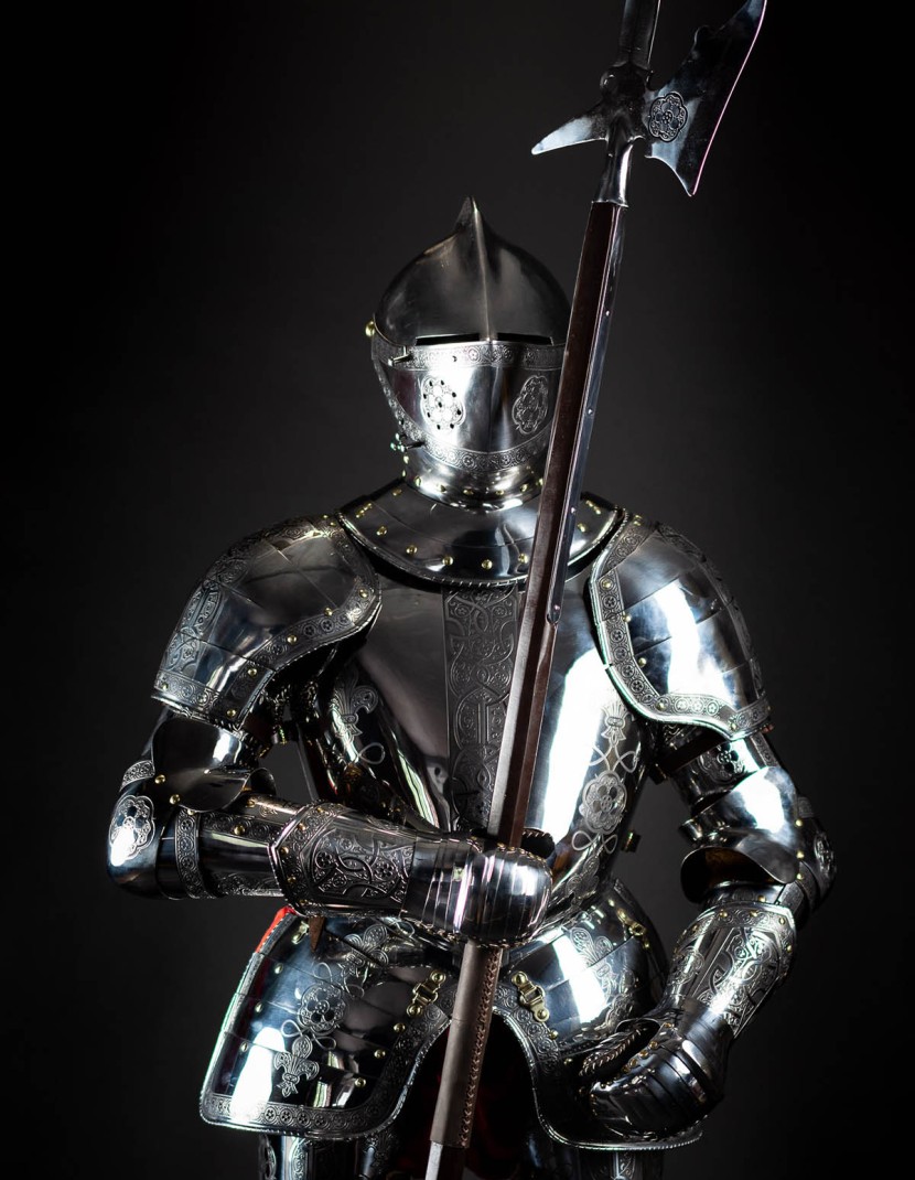 Full Plate Armor (Garniture) of George Clifford, Third Earl of Cumberland, end of XVI century (1590-1592)  photo made by Steel-mastery.com