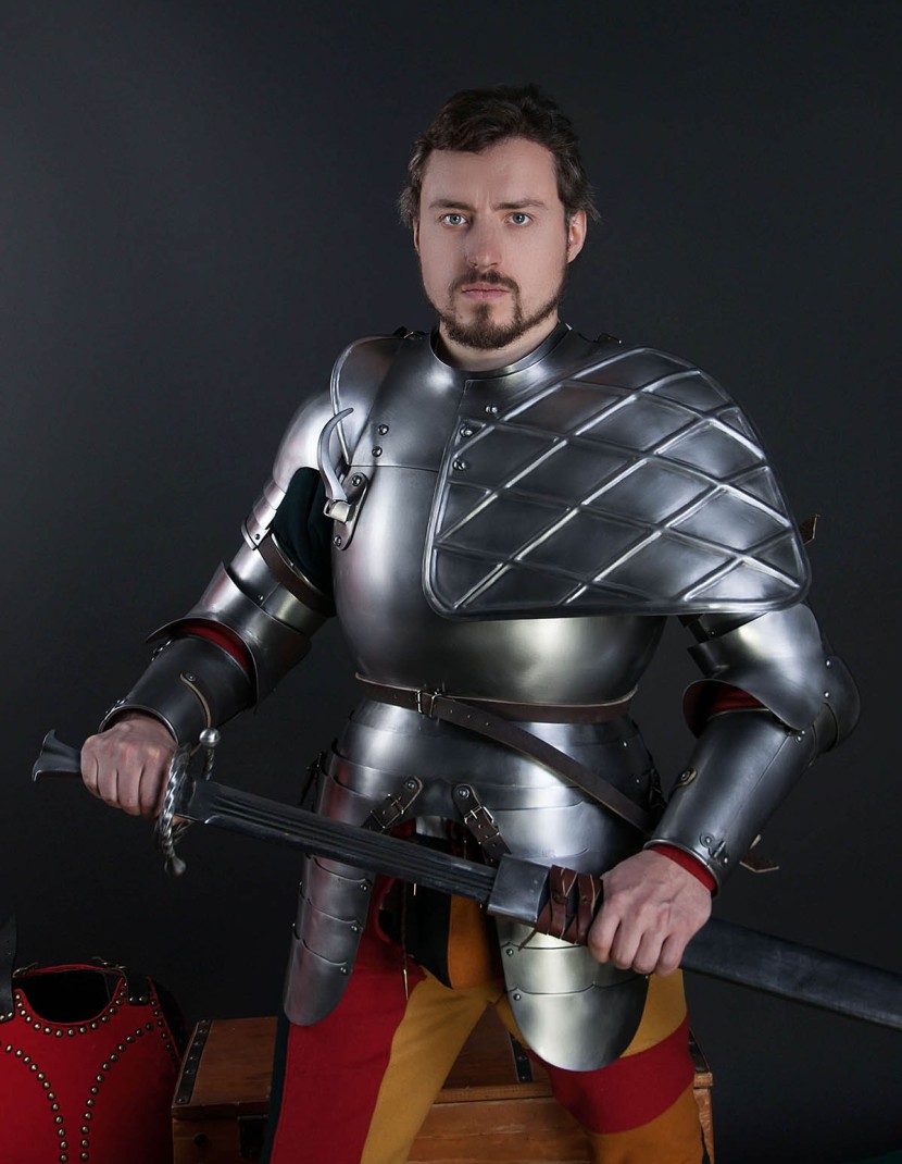Jousting knight armor, 16th century photo made by Steel-mastery.com