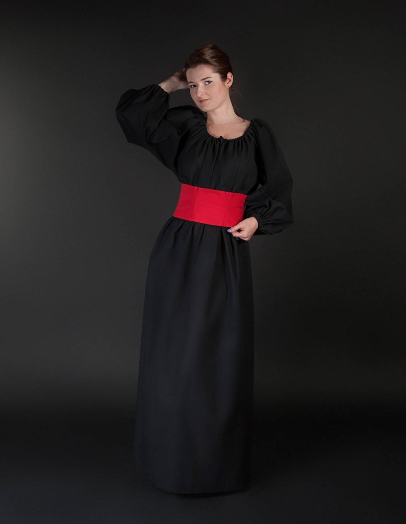 Medieval gown with wide fabric belt photo made by Steel-mastery.com