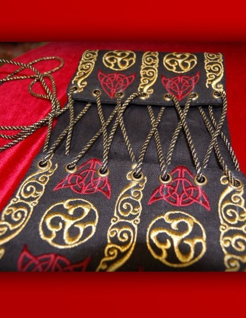 Linen belt with embroidery photo made by Steel-mastery.com