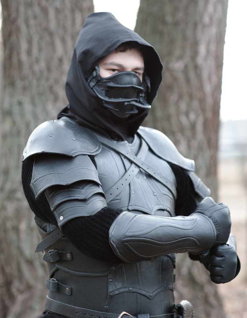 Leather mask, part of full LARP-armour photo made by Steel-mastery.com