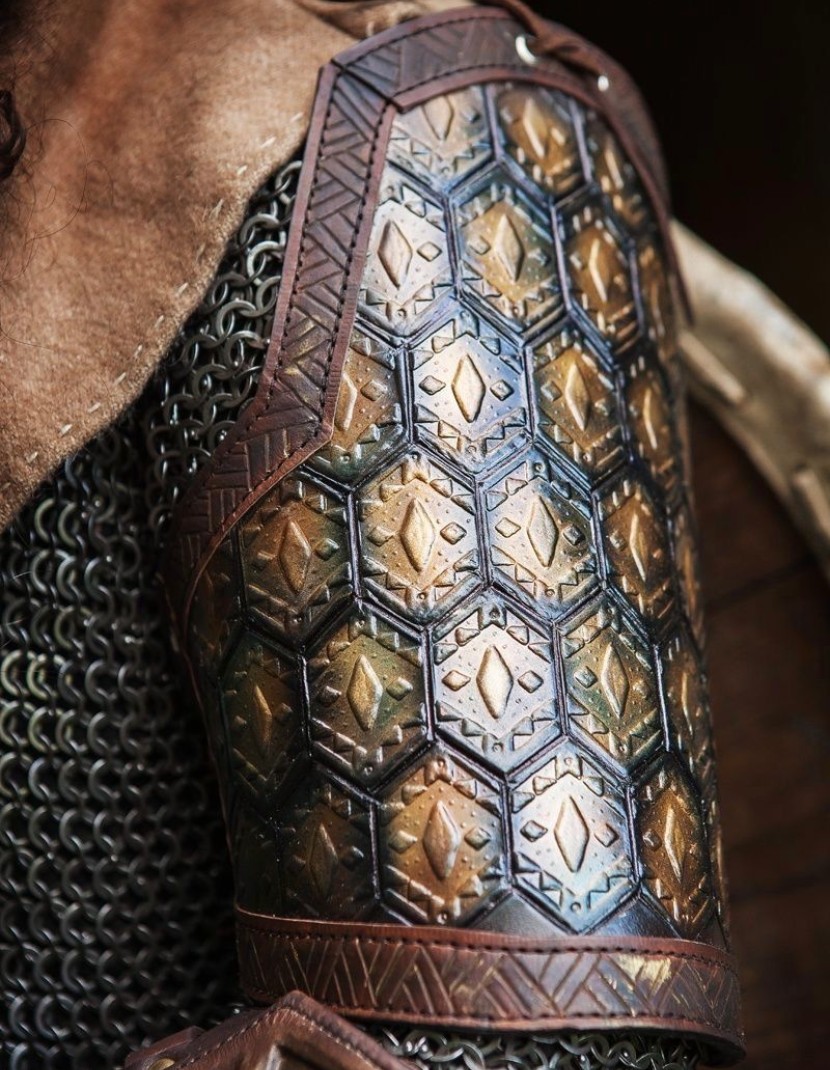 Spaulders of Thorin Oakenshield photo made by Steel-mastery.com